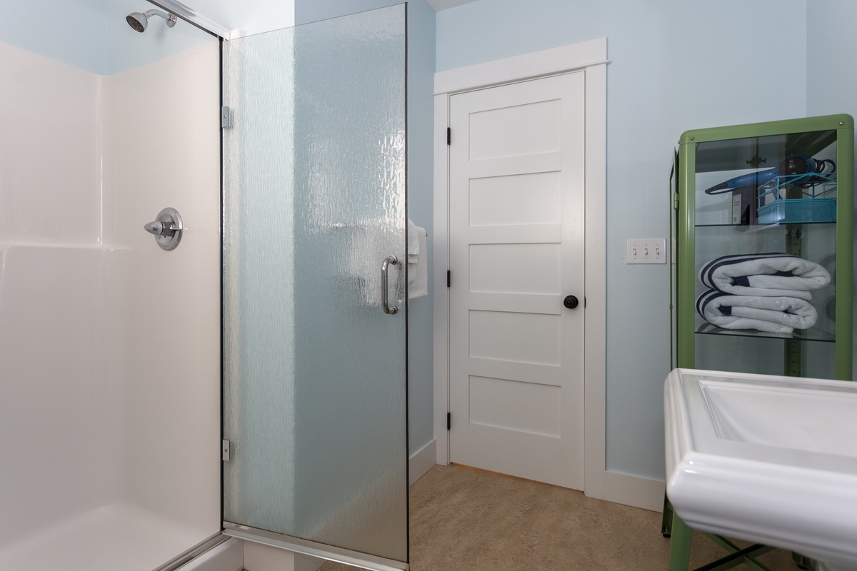 Main floor bathroom