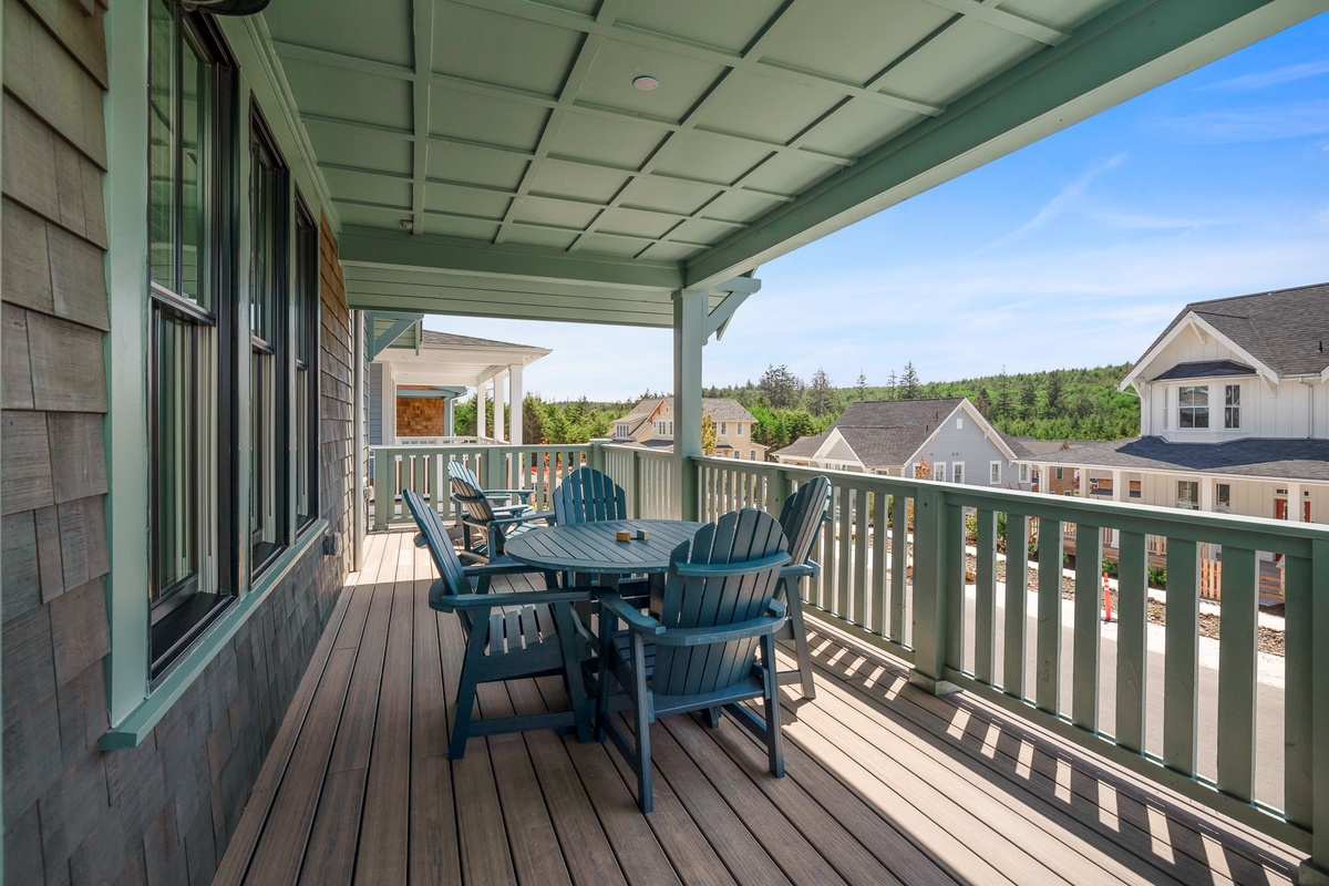 Covered deck off the living room