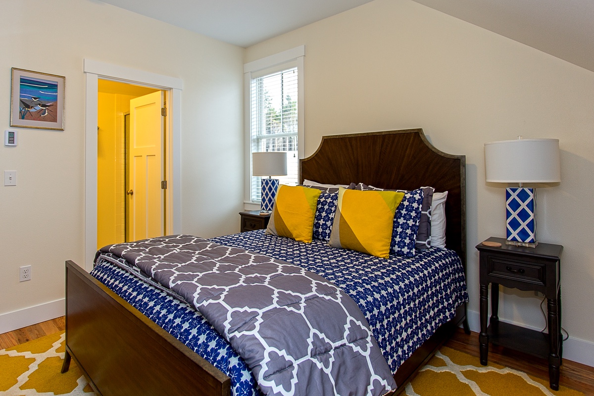 Second floor North guest bedroom with private bathroom