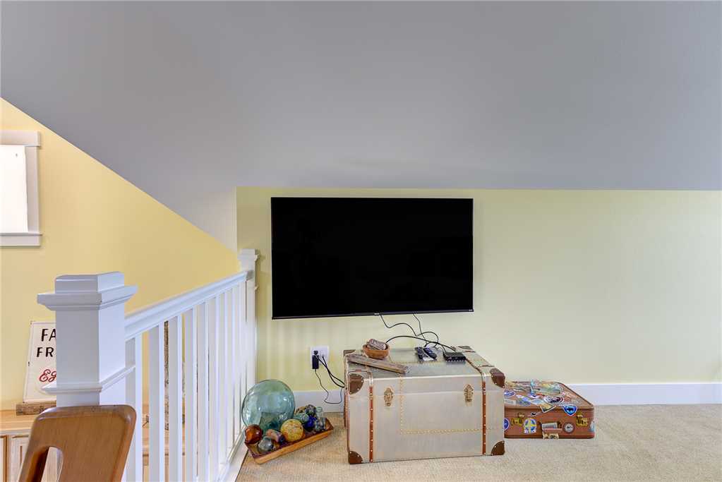 TV in loft