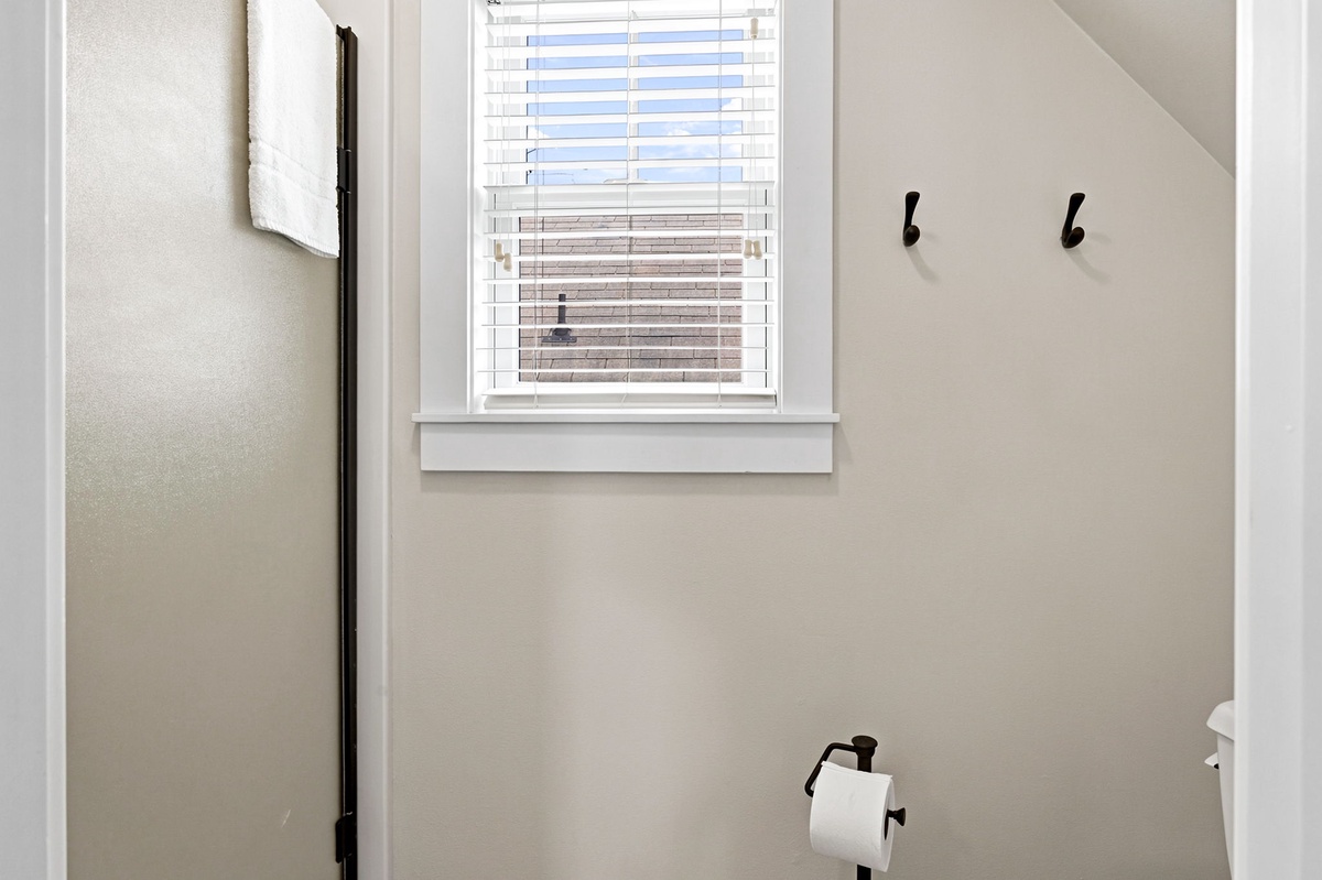 Loft ensuite bathroom