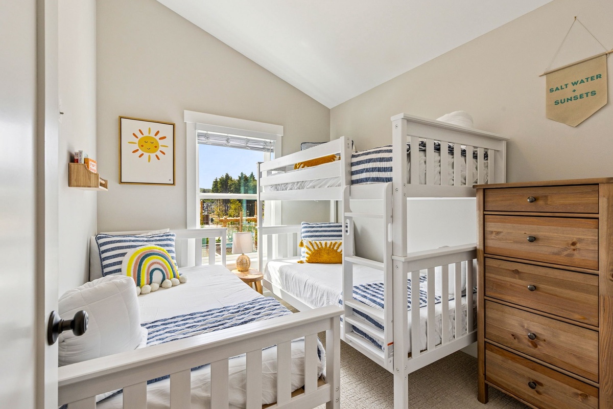 Guest bedroom