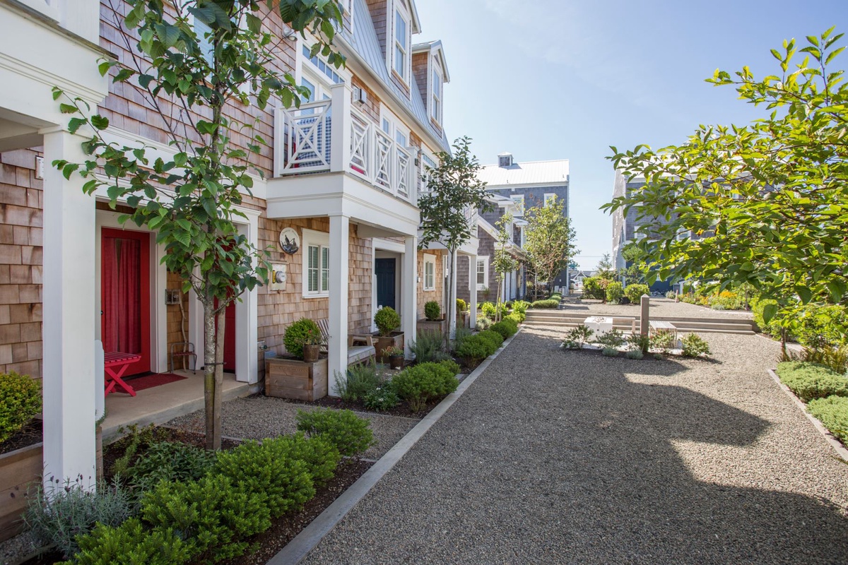 Front of Osprey`s Perch, shared courtyard