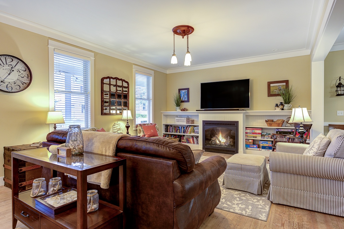 living room with gas fireplace