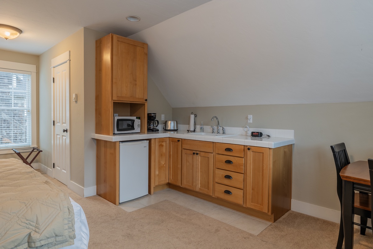 Carriage house kitchen