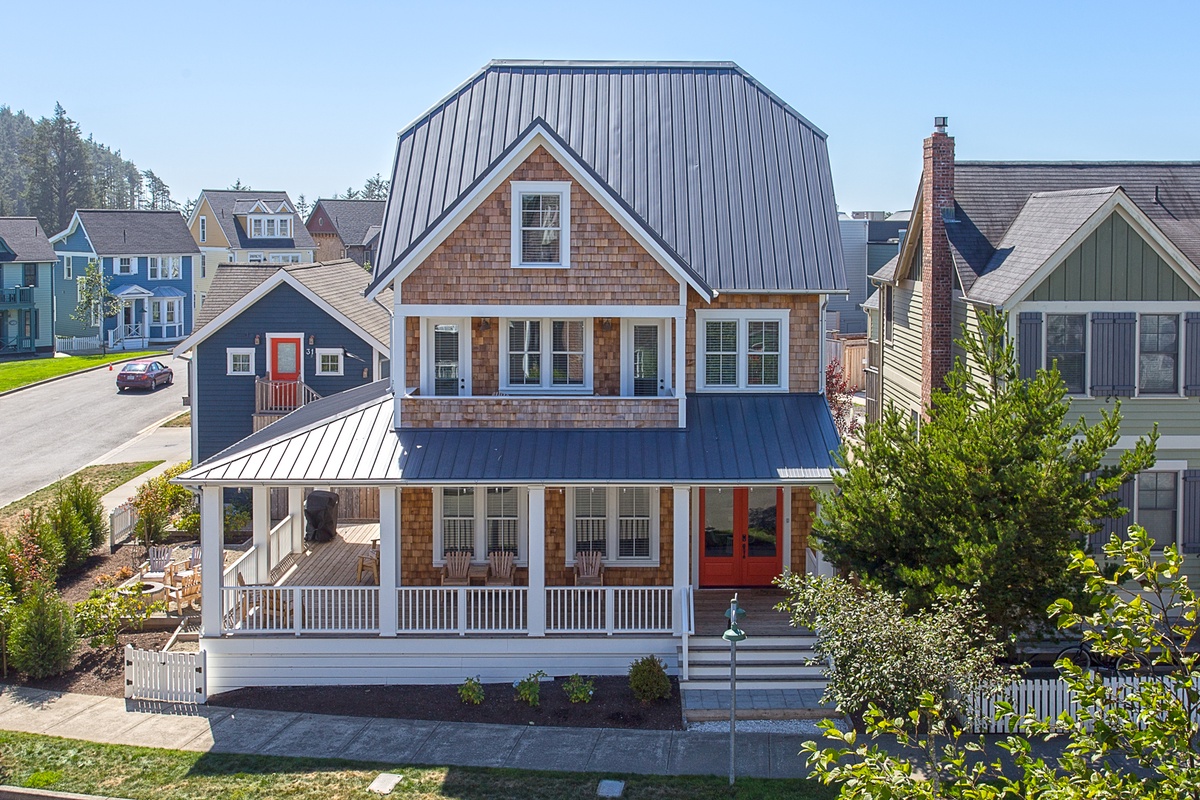 Sea to Shining Sea with Carriage House