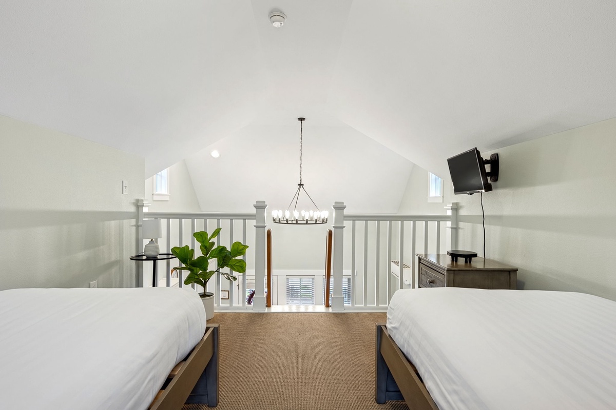 Loft with two twins