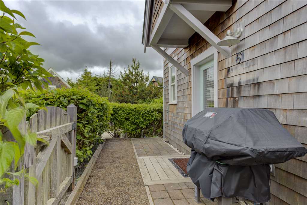 BBQ and outdoor shower