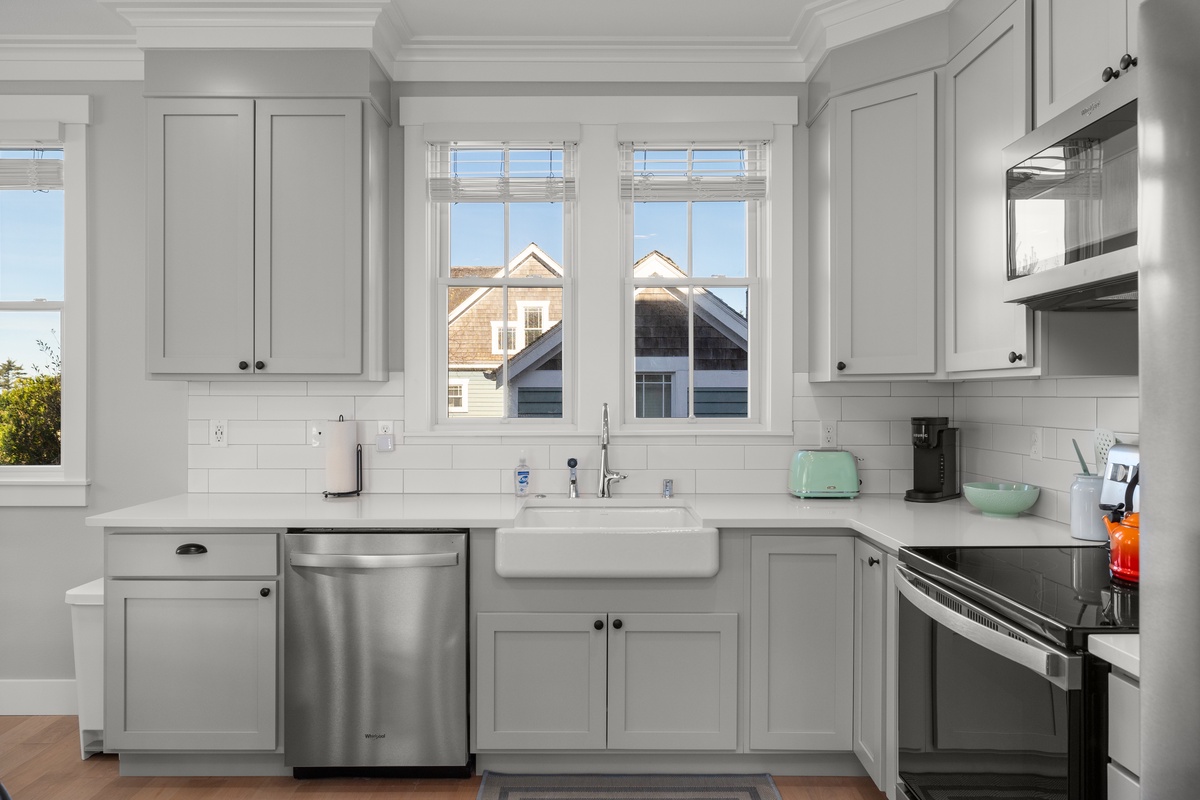 The kitchen is ready for your culinary creations
