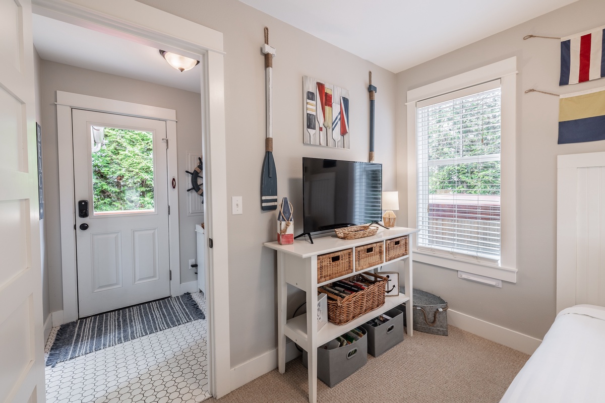 Bunk bedroom