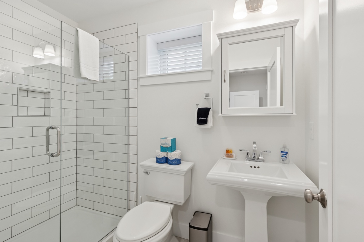 Second guest bath