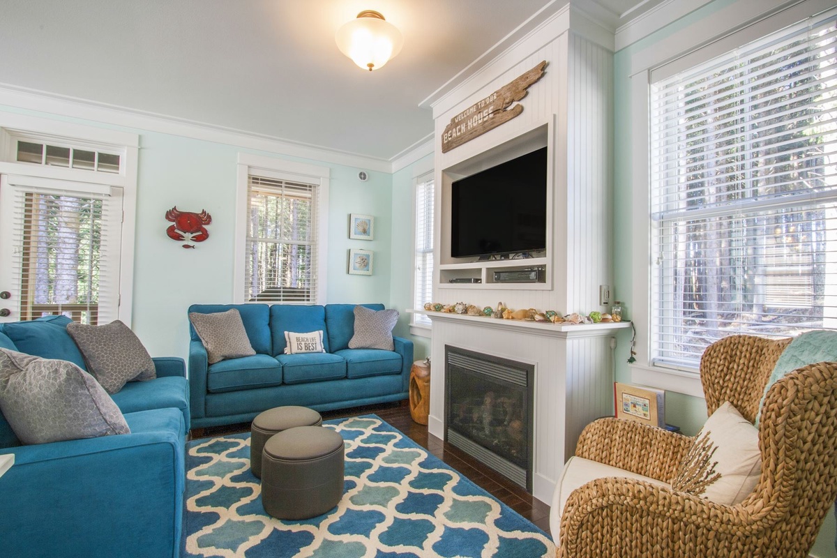 Living Room looking towards main level grill deck