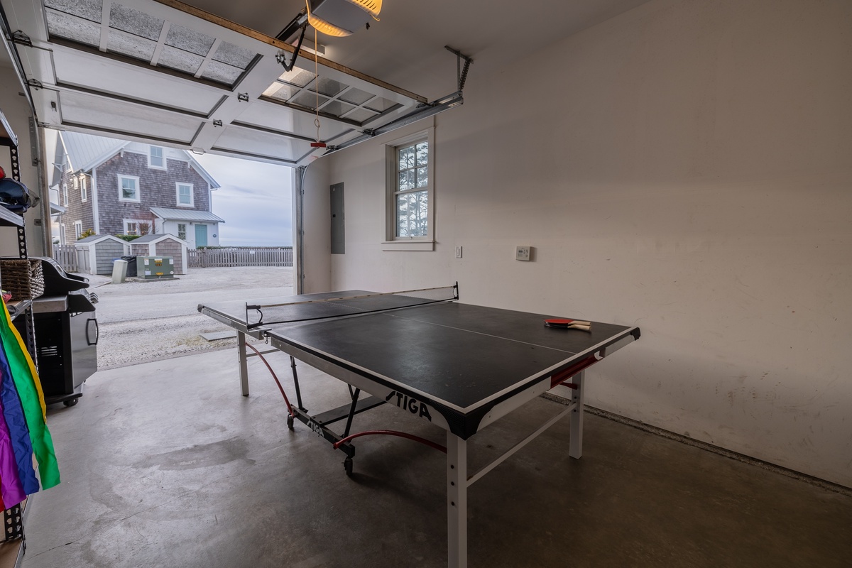 Ping pong table