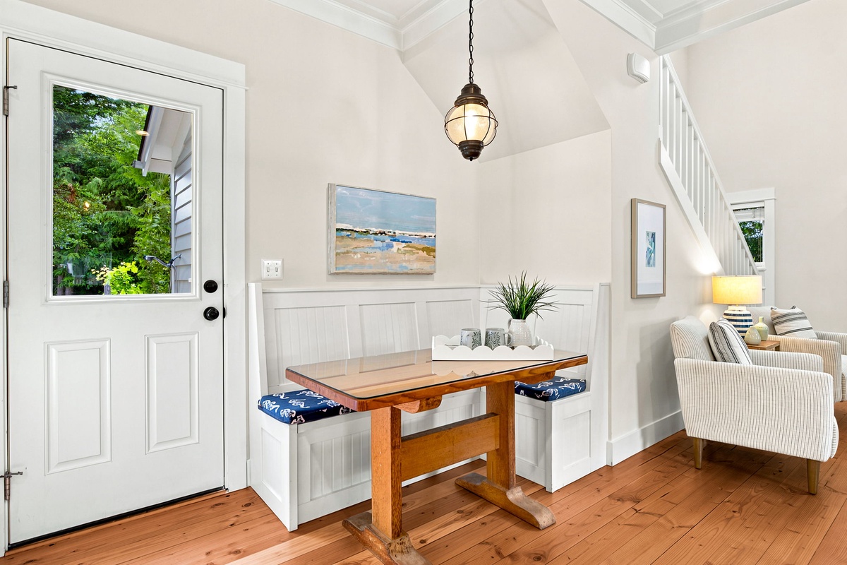 Dining nook