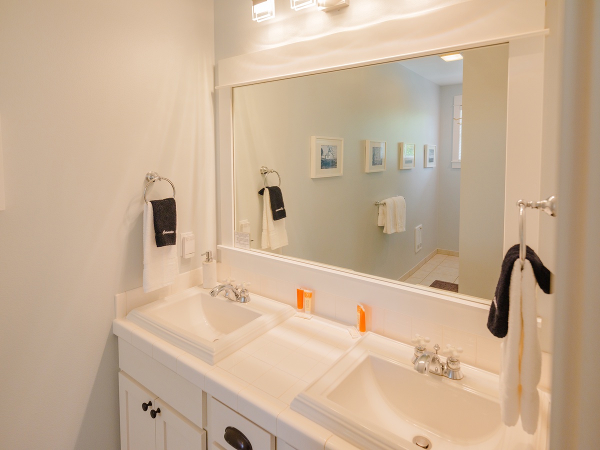 Double sink and plenty of counter space