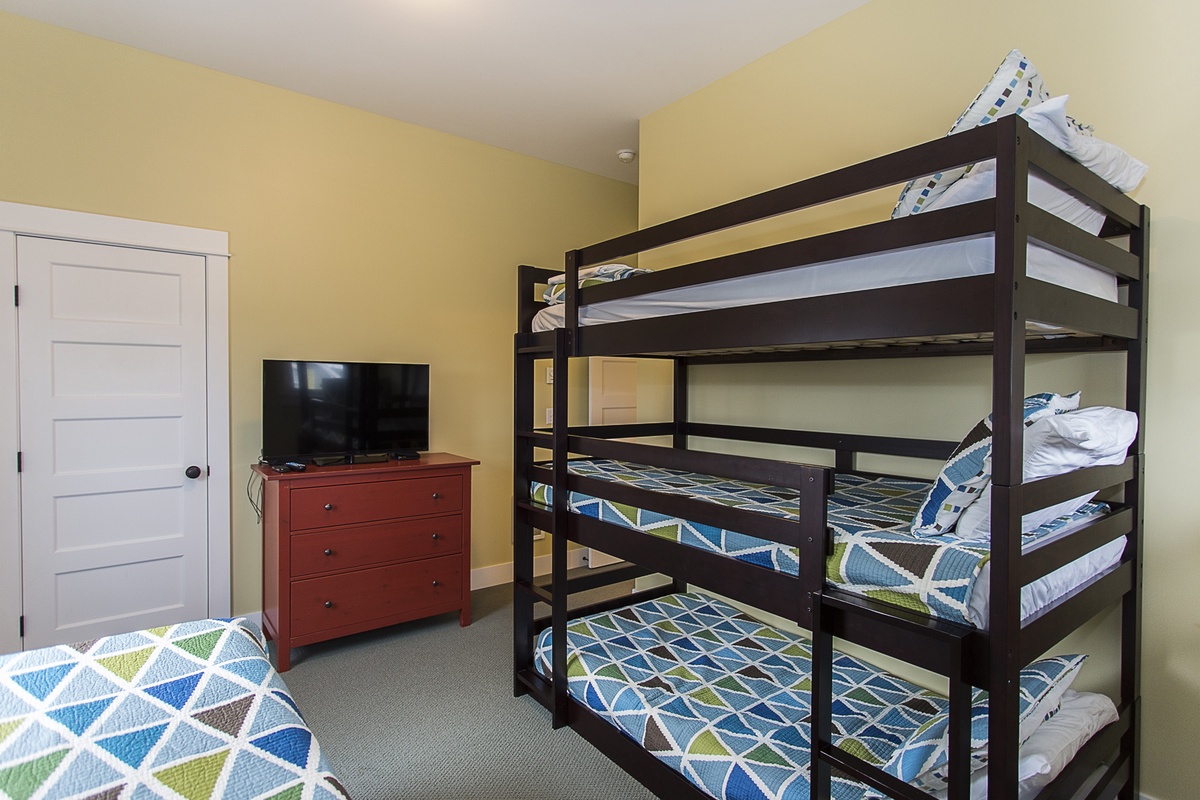 Bunk bedroom with full bathroom