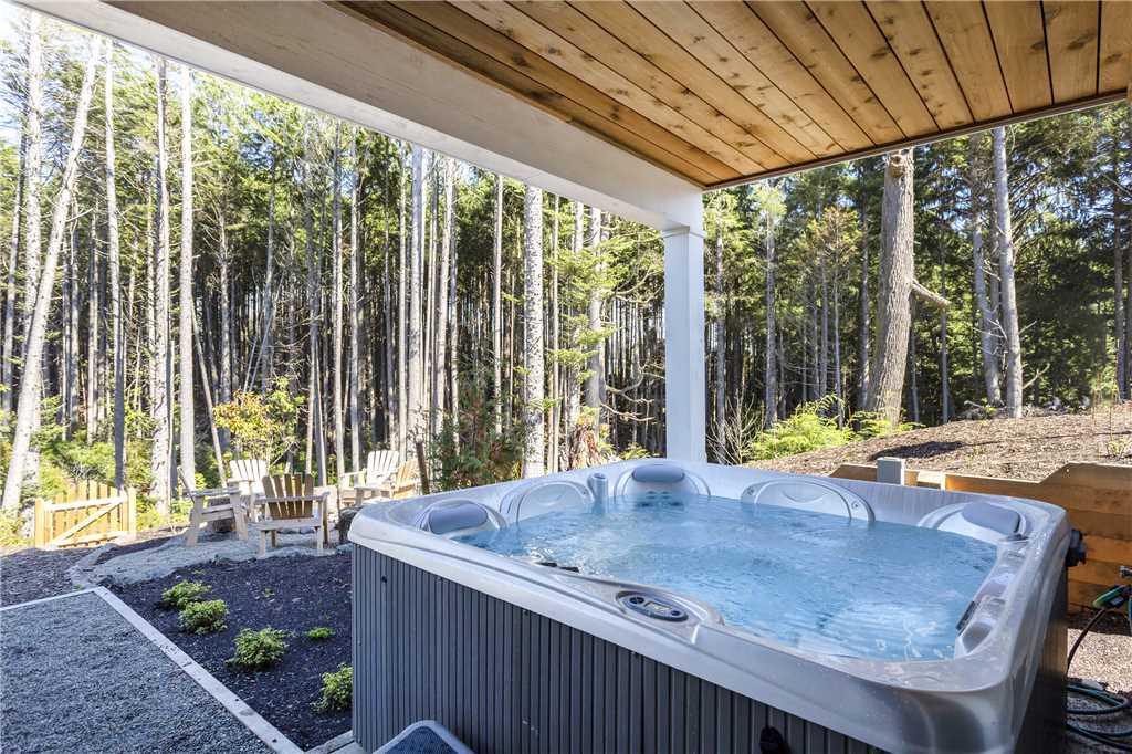 Hot tub with view