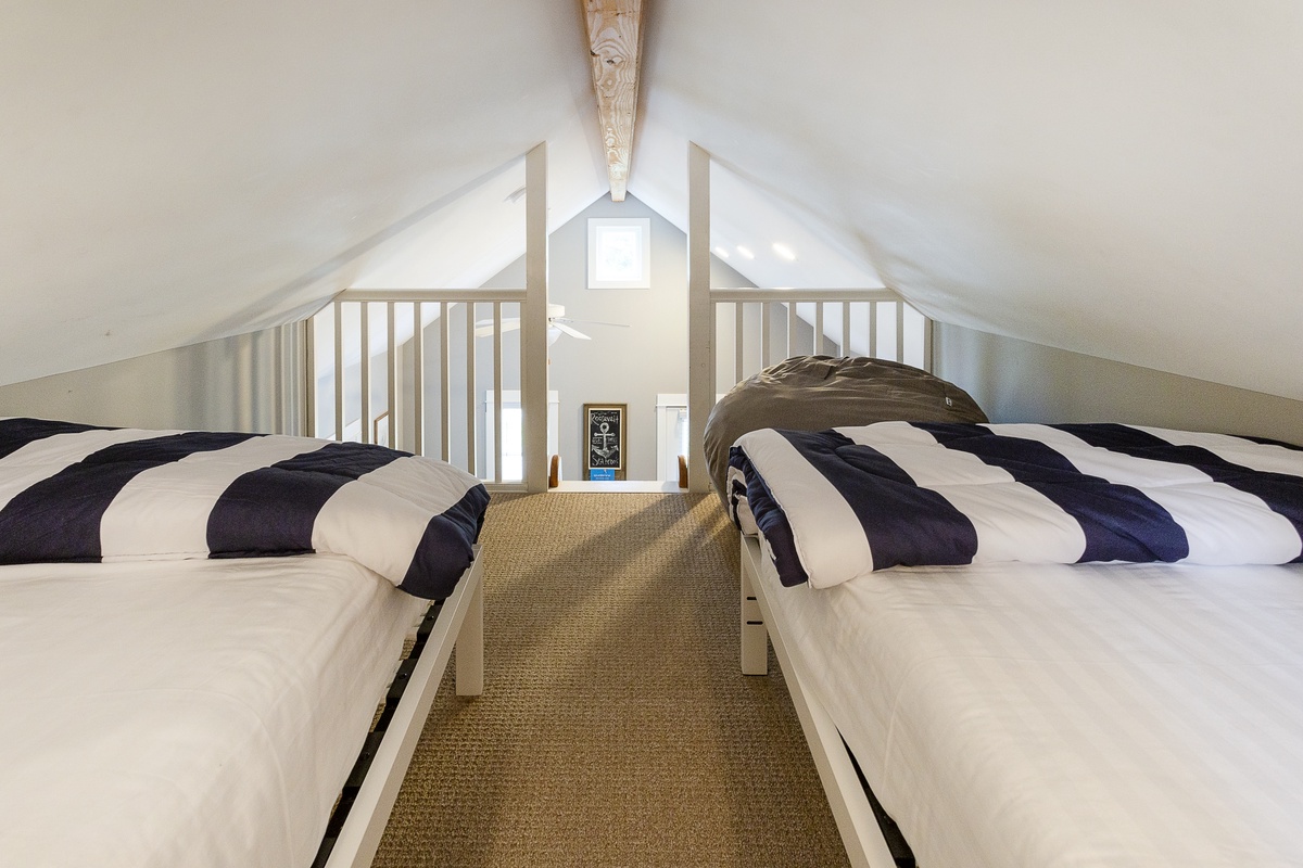 Loft with twin beds