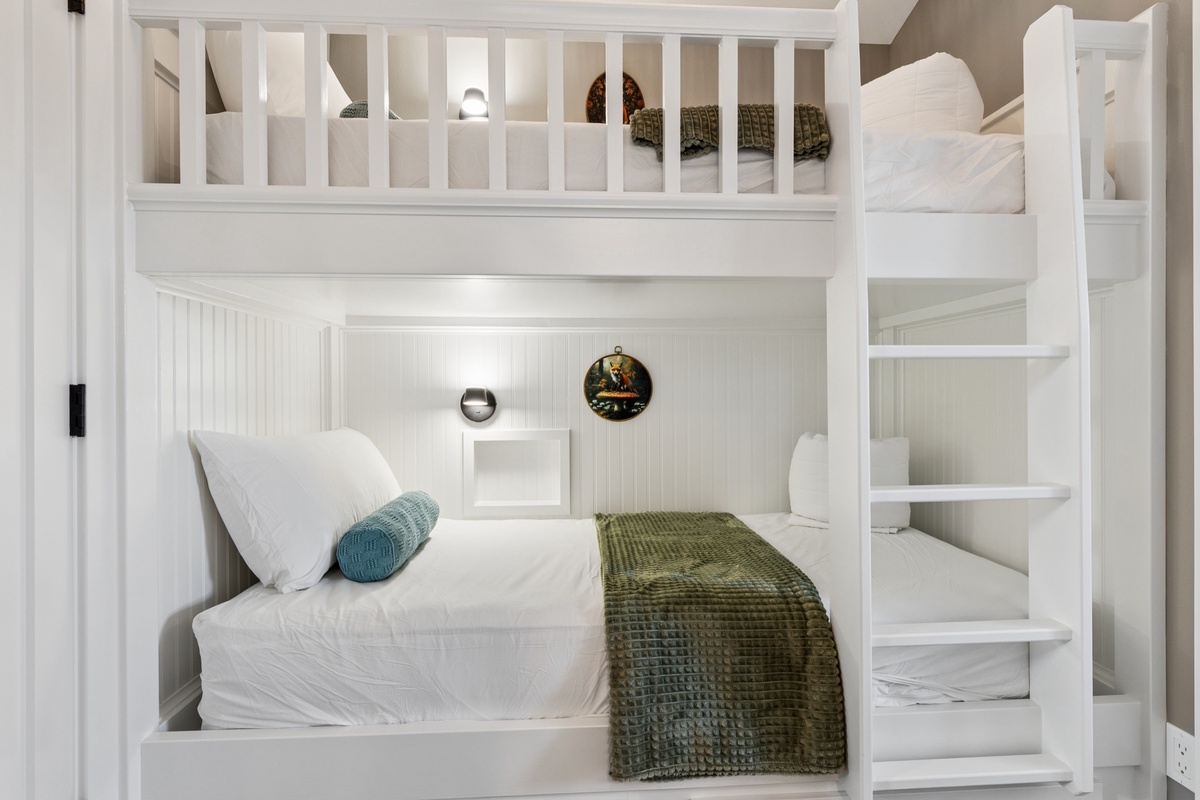 Built in bunk beds