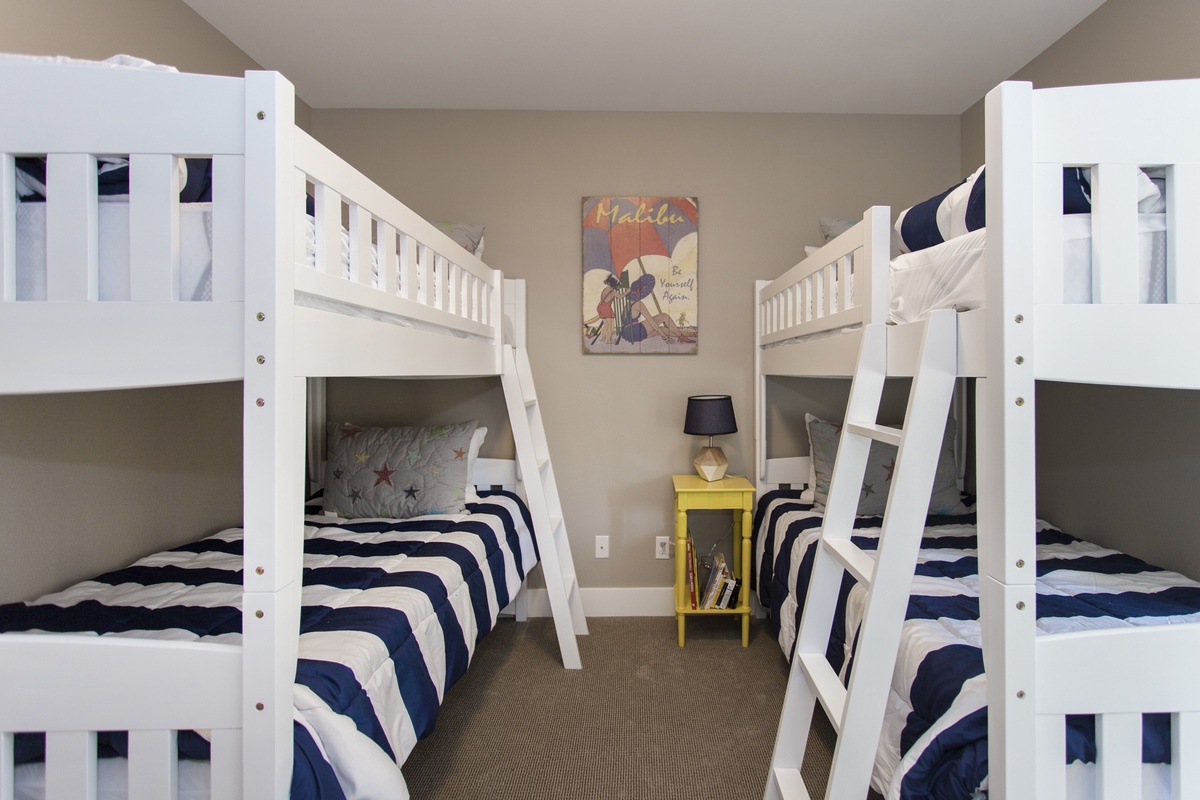 4 extra long twin beds