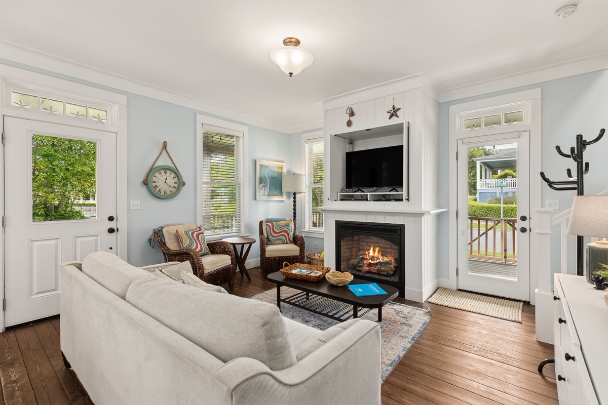 Main level living room