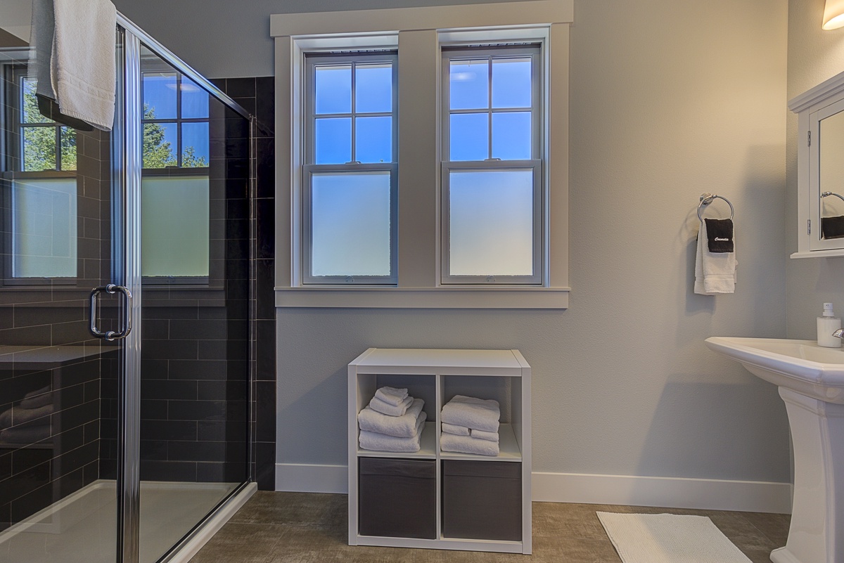 Beautiful and elegant second floor primary ensuite bathroom