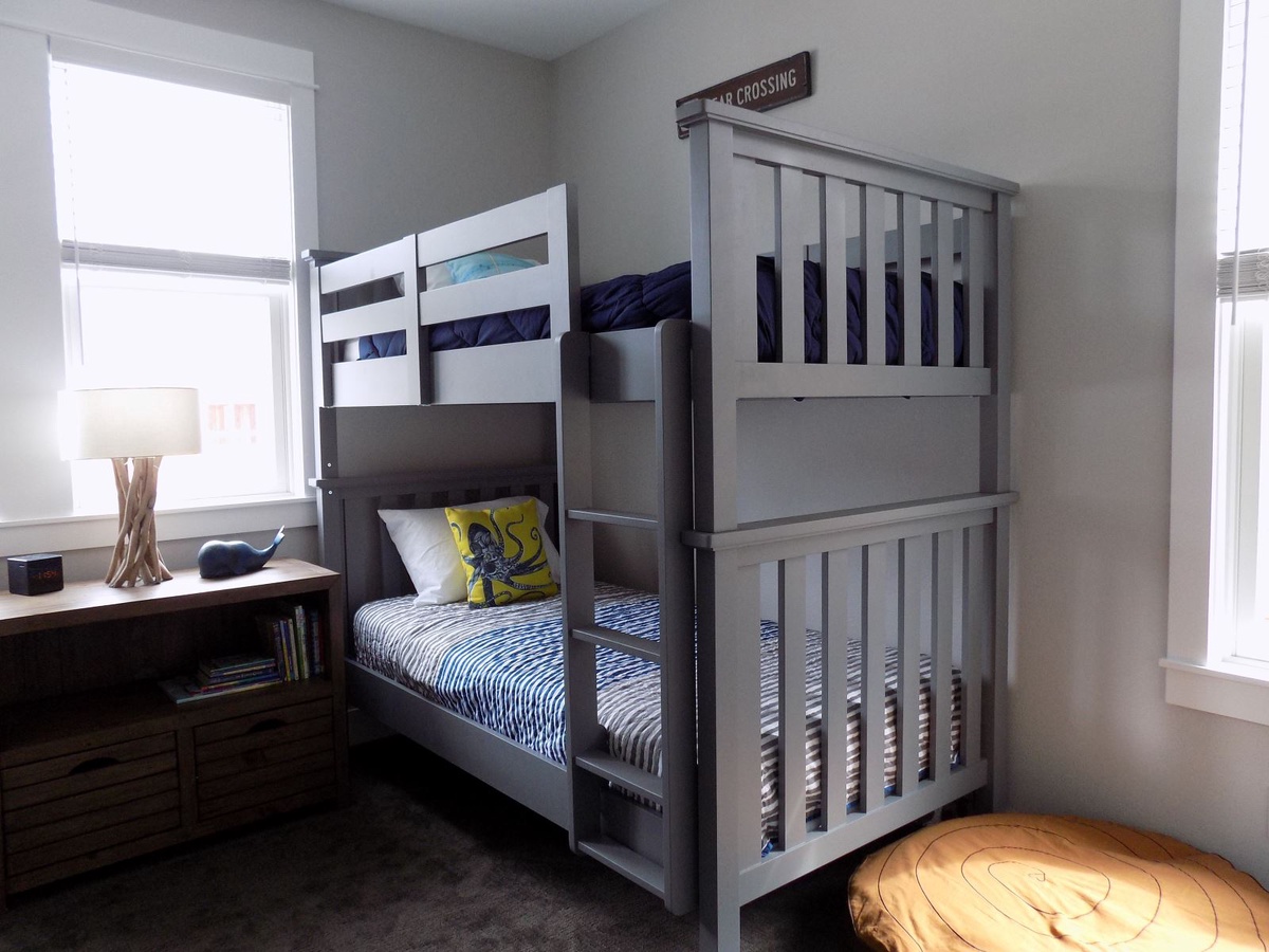 Two separate bunk beds, four twins in all