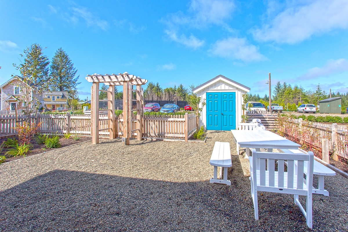 Private patio with a picnic table