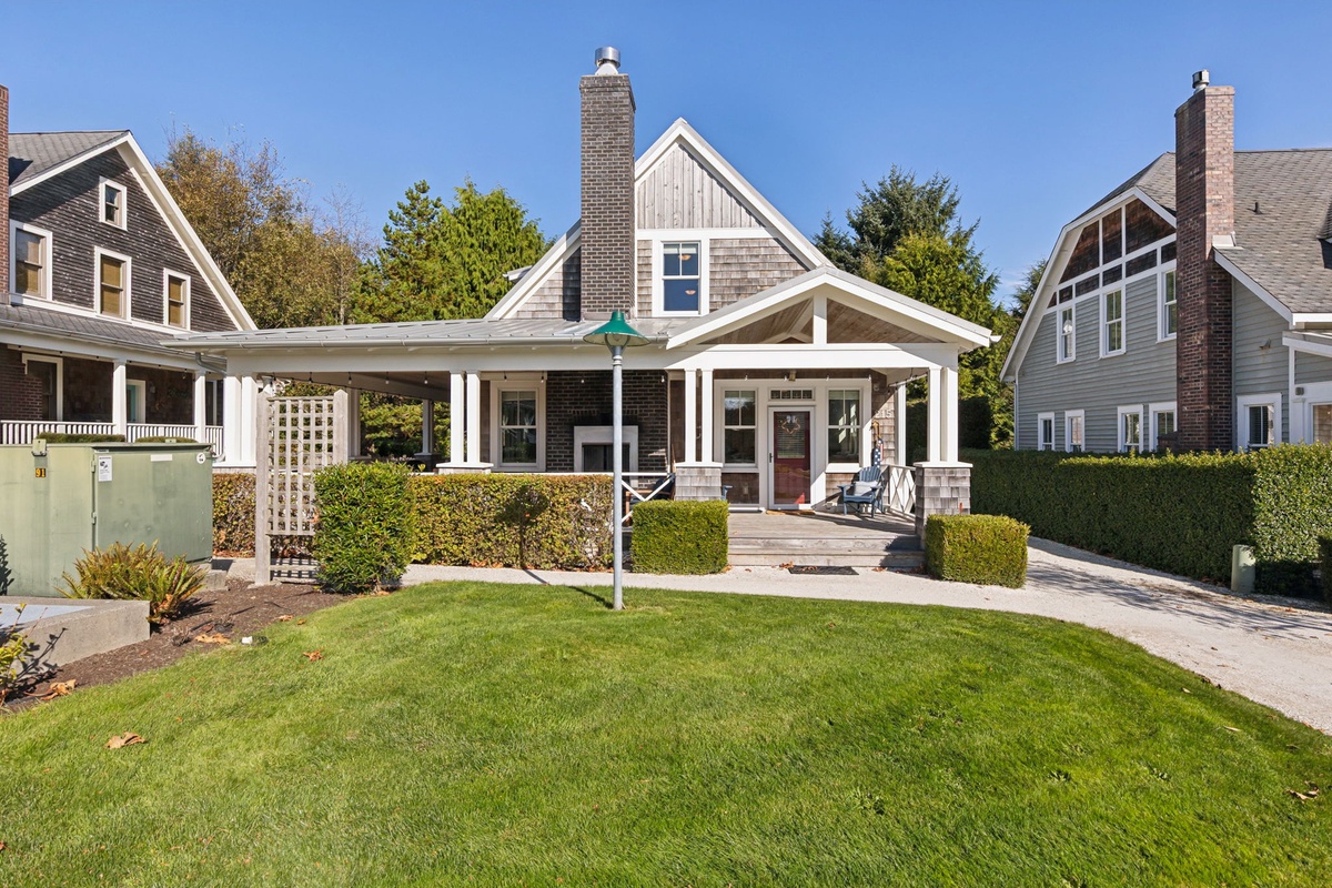 Welcome to All Decked Out