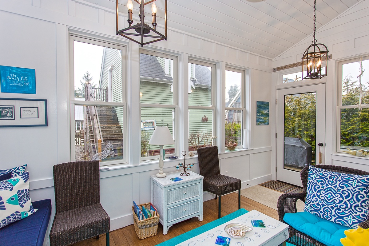 Enclosed sun porch