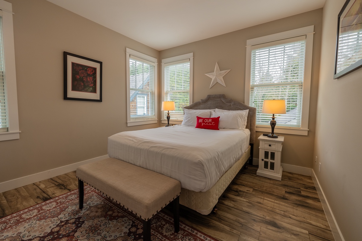 Serene retreat with a plush queen bed