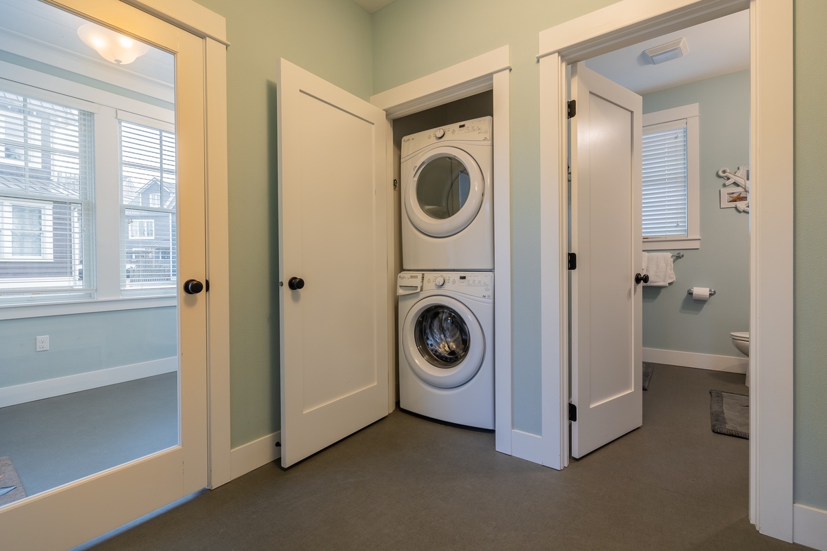 In-unit Washer and dryer