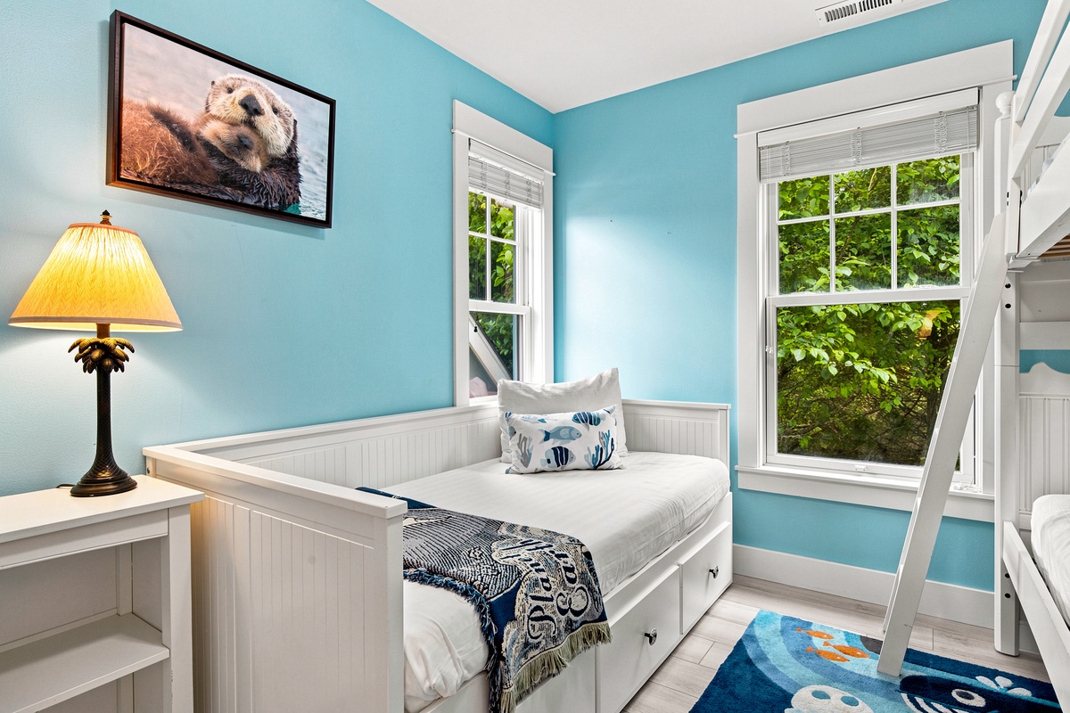 Bunk bedroom