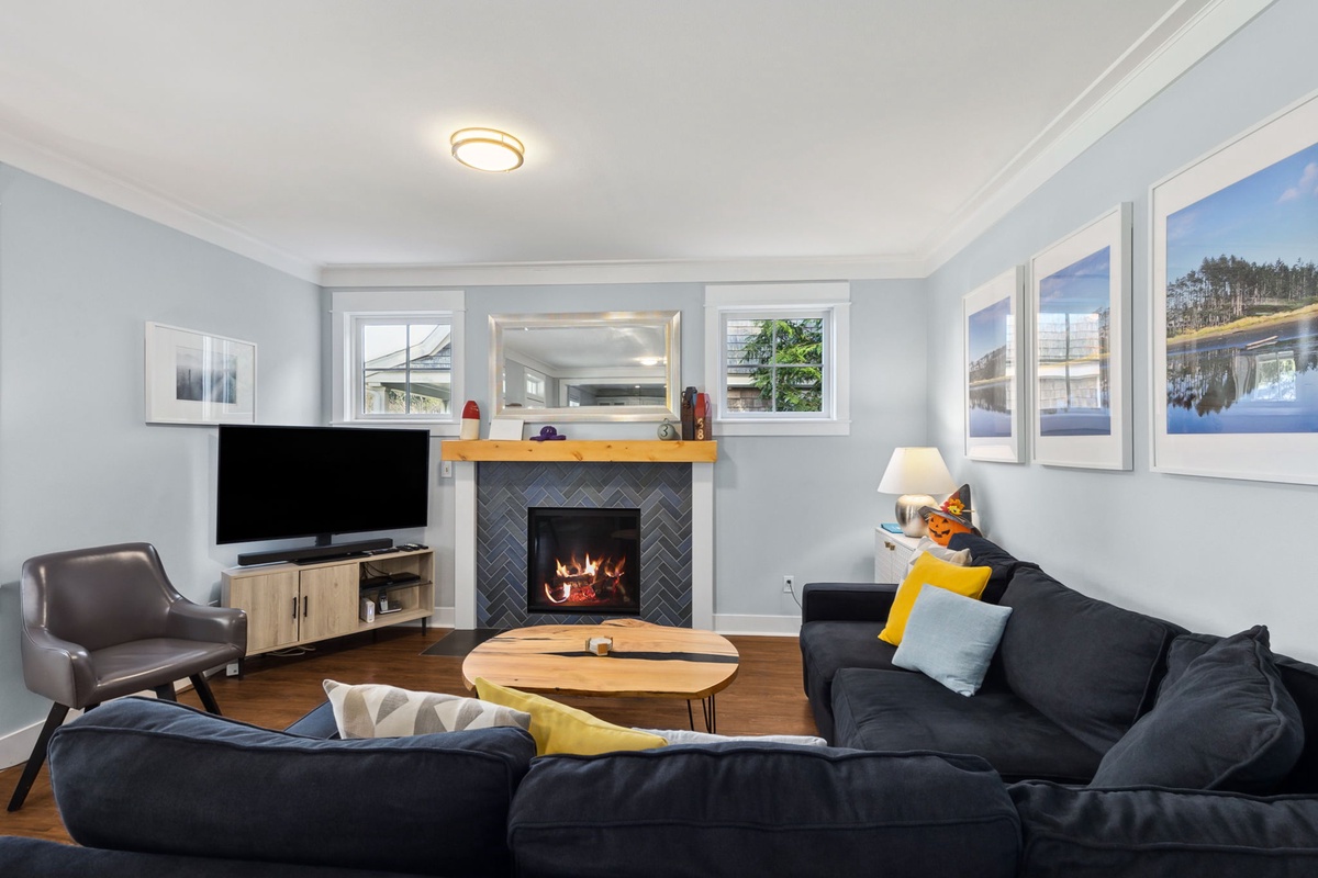 Relax, unwind and make yourself at home in the cozy living room