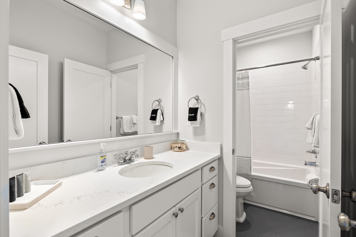 Plenty of counter space and storage for all your things