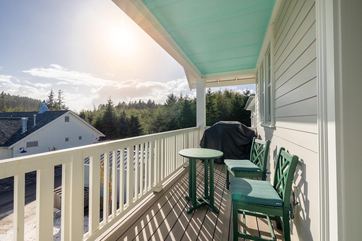 Covered back deck with gas grill