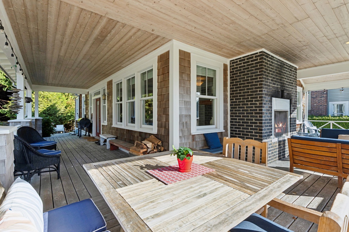 Covered wraparound porch
