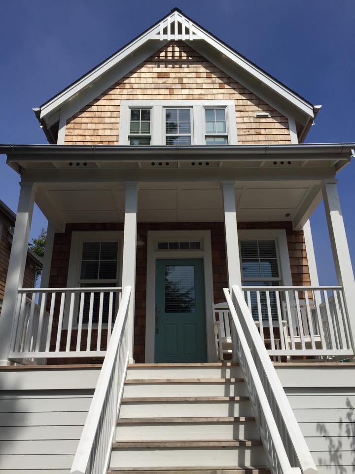 Front view of Sandy Crab Cottage