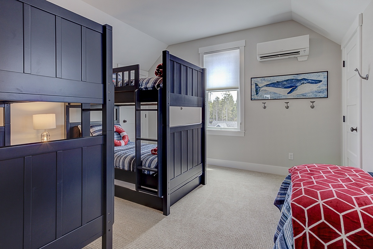 Third floor bunk bedroom