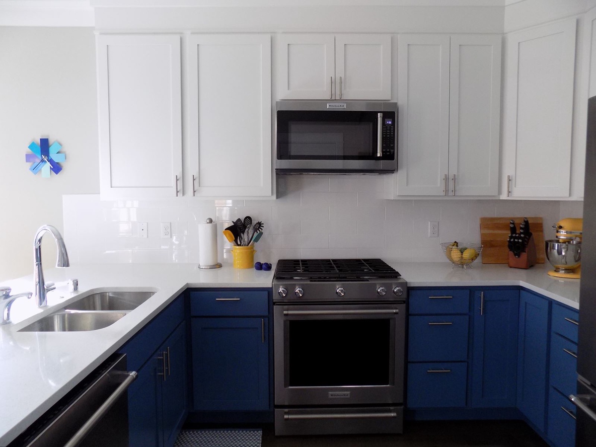 Beautiful kitchen to prepare your meals