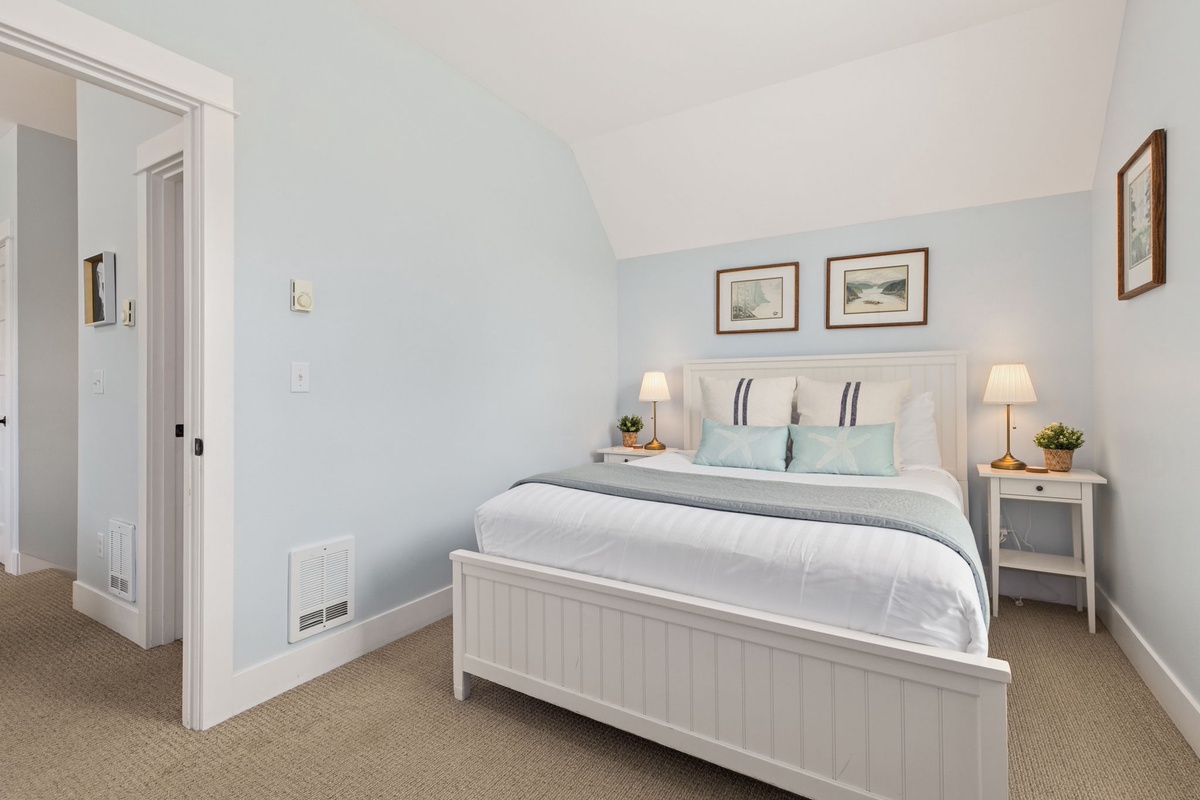 Upstairs guest room