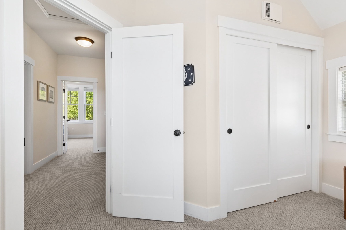 Third floor landing