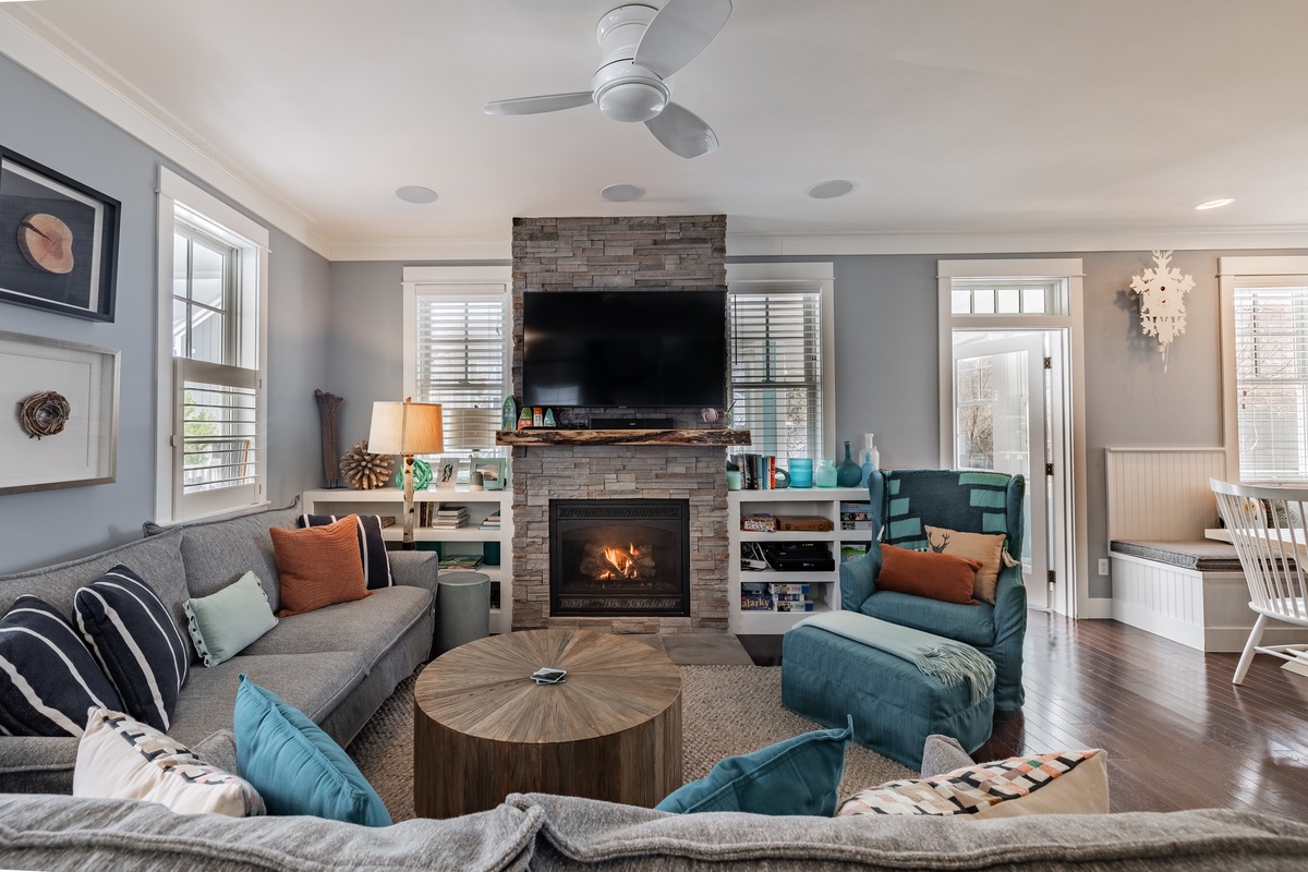 Cozy living room with TV and fireplace