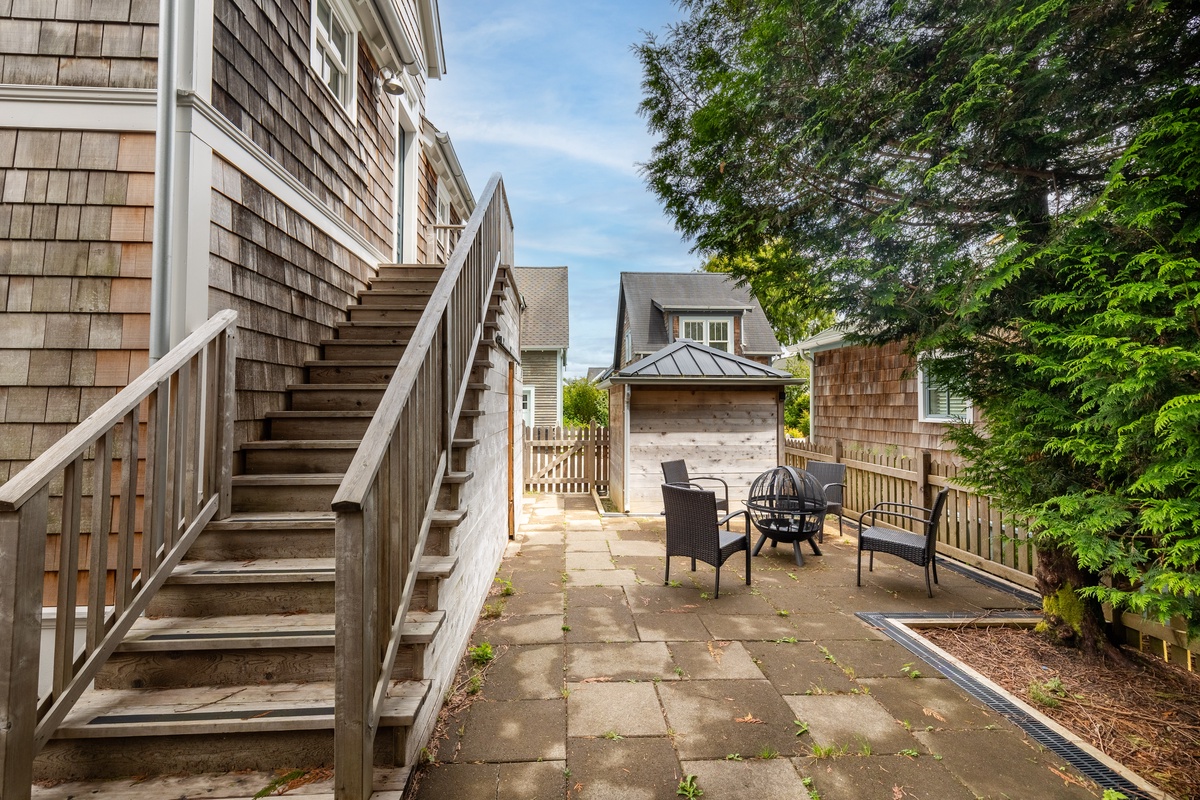 Stairs to carriage house