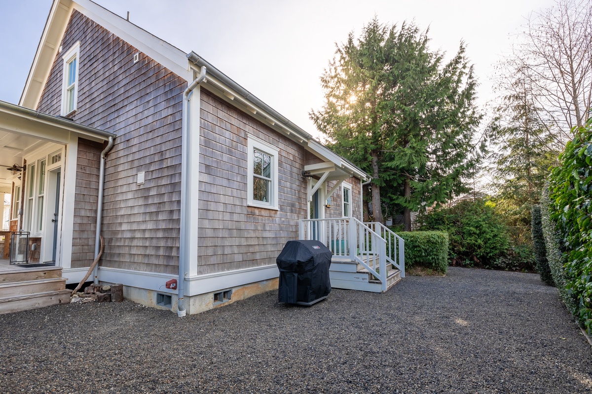 Enjoy the private outdoor area with a hot tub and BBQ