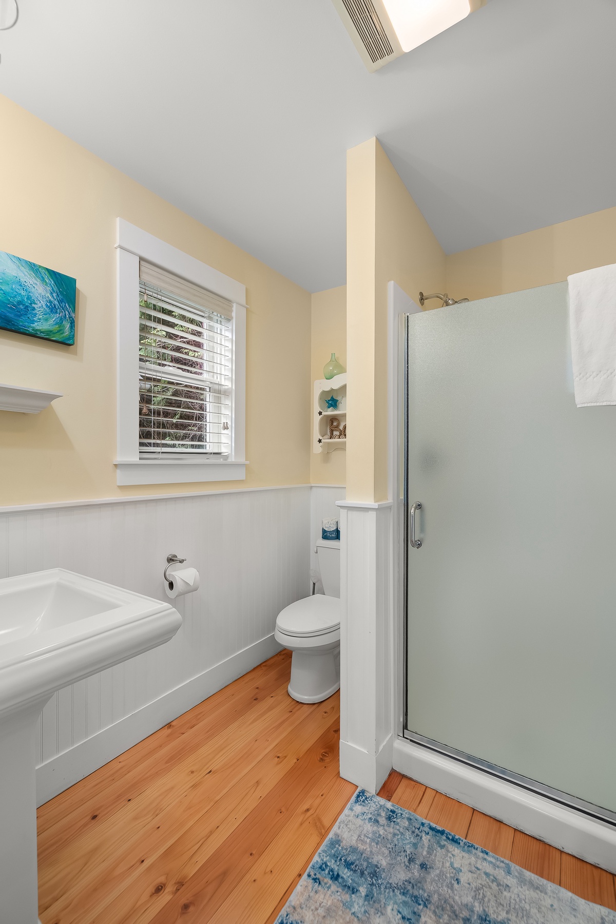 shared full bathroom