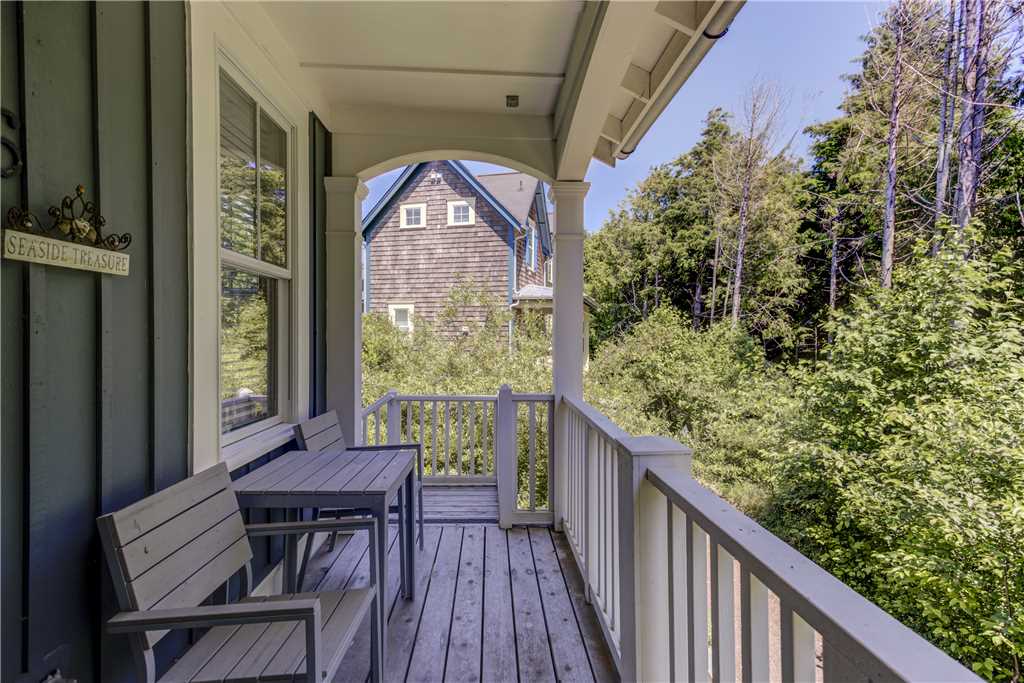 Balcony off living room