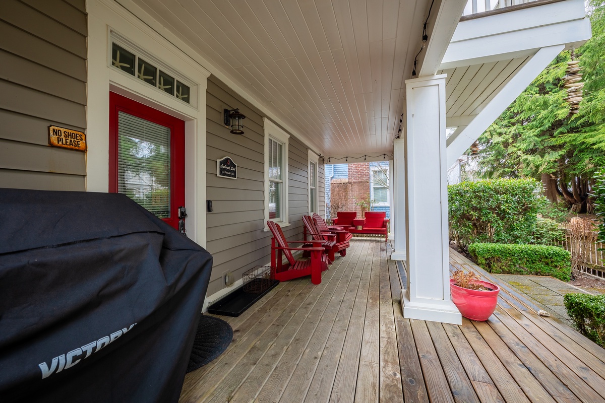 Front porch with BBQ