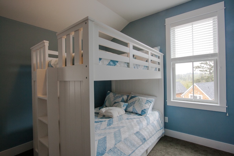 Upper level - full-over-full bunk bed 