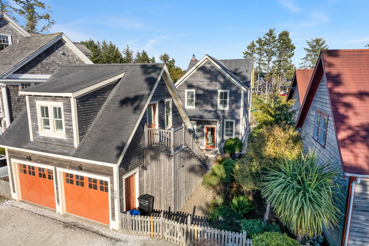 carriage house and garage